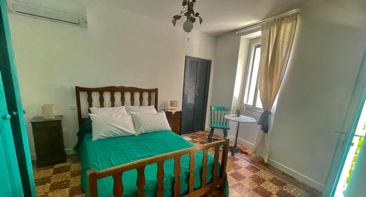 Les P'Tits Velos Bed and Breakfast Chandolas Exteriör bild